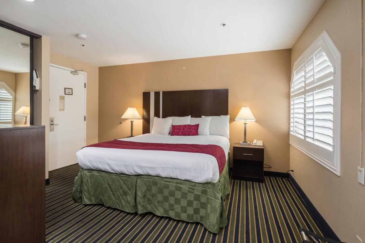 Motel Travel
